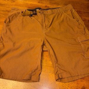 Prana Men's brown hiking cargo Shorts 40/10